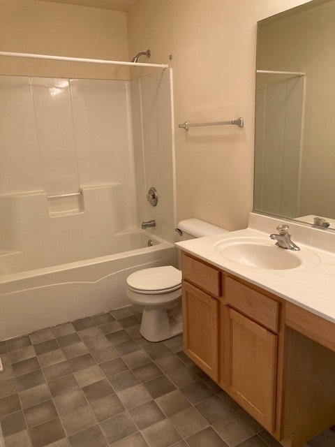 2441 Stoughton Circle, Unit 2441 Aurora, IL 60502 - Photo 10 of 14