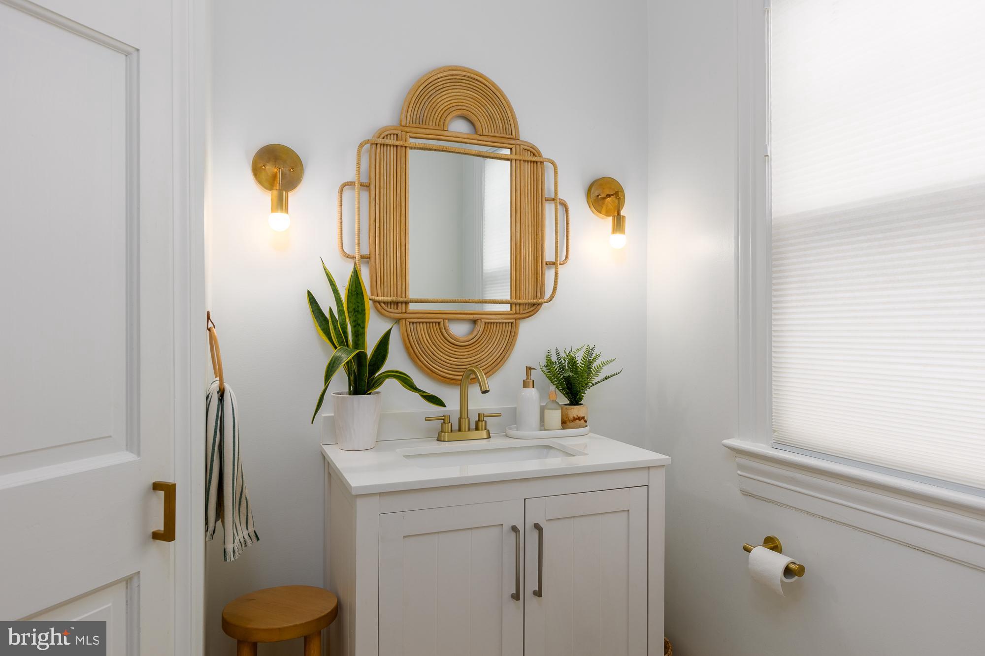 1505 Russell Road Alexandria, VA 22301 - Photo 16 of 56