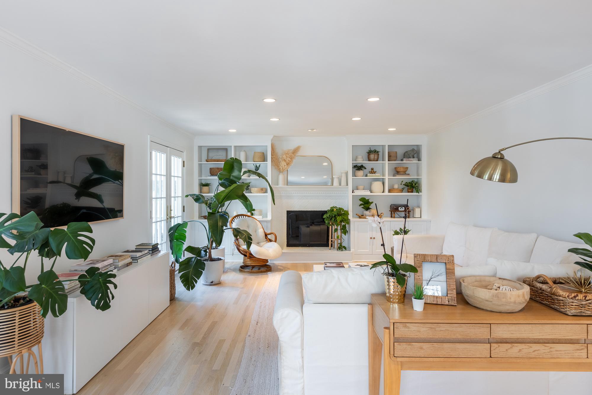 1505 Russell Road Alexandria, VA 22301 - Photo 18 of 56