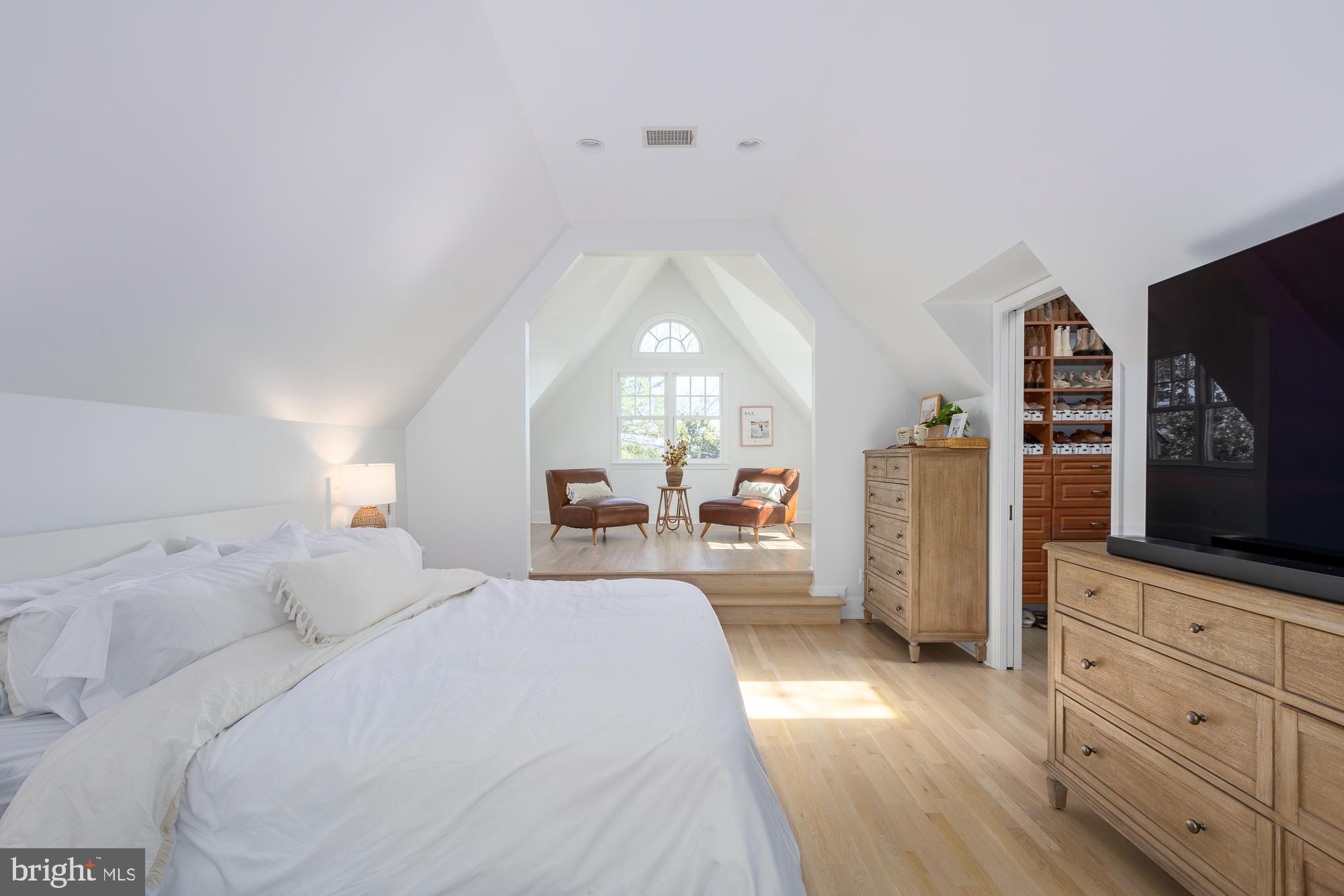 1505 Russell Road Alexandria, VA 22301 - Photo 23 of 56