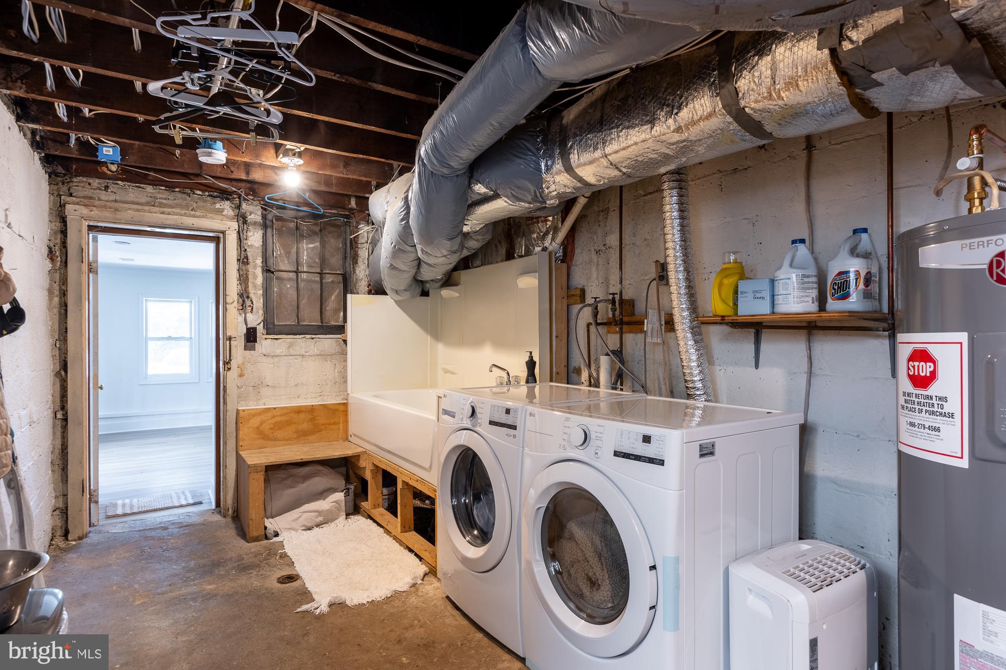 1505 Russell Road Alexandria, VA 22301 - Photo 39 of 56