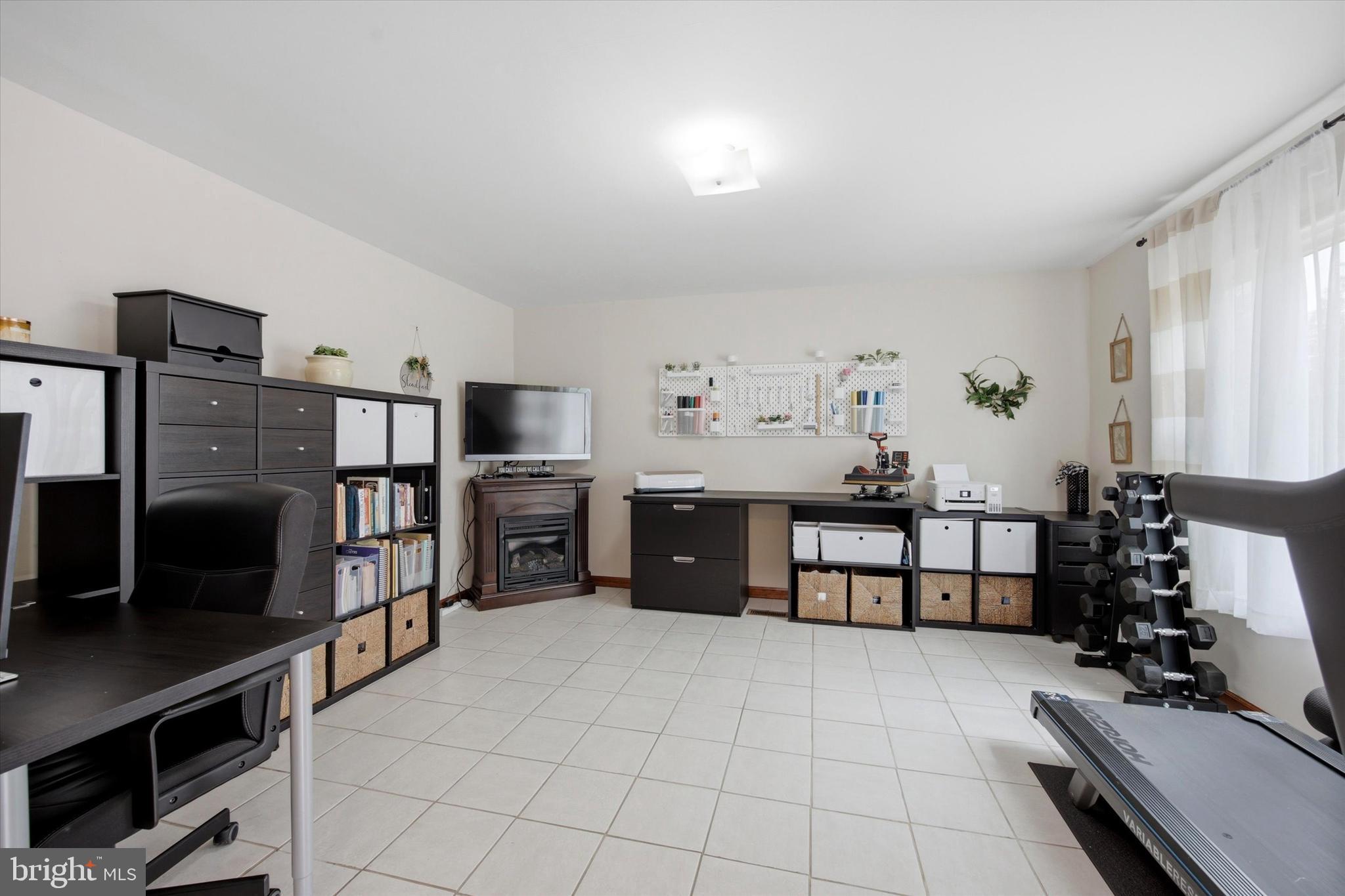 181 Windmill Road Willow Grove, PA 19090 - Photo 5 of 26 Gallery Image 5