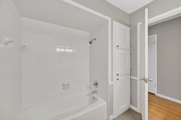 $2,100 | 212 Childers Avenue, Benbrook, TX 76126