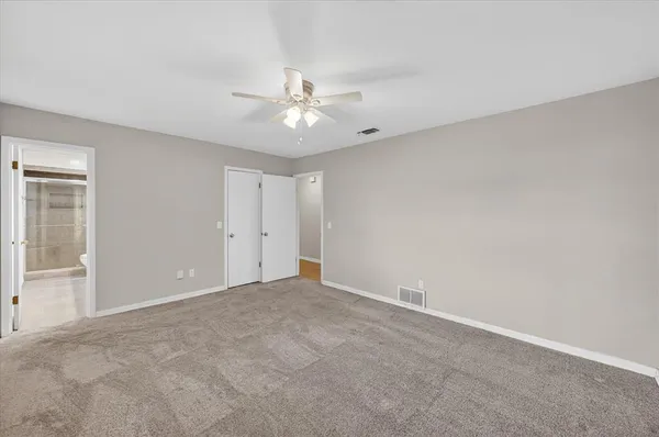 $2,100 | 212 Childers Avenue, Benbrook, TX 76126