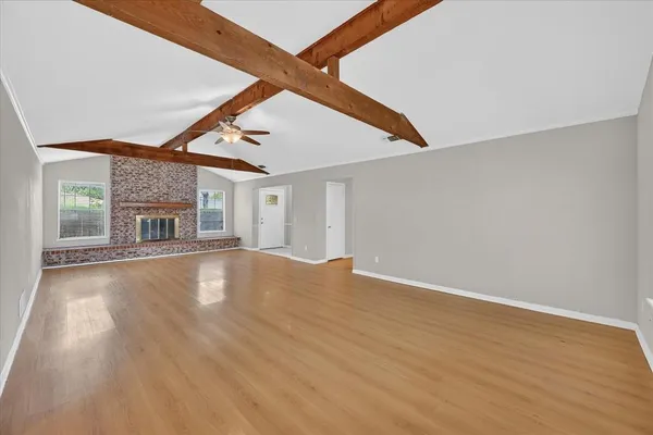 $2,100 | 212 Childers Avenue, Benbrook, TX 76126