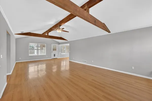 $2,100 | 212 Childers Avenue, Benbrook, TX 76126