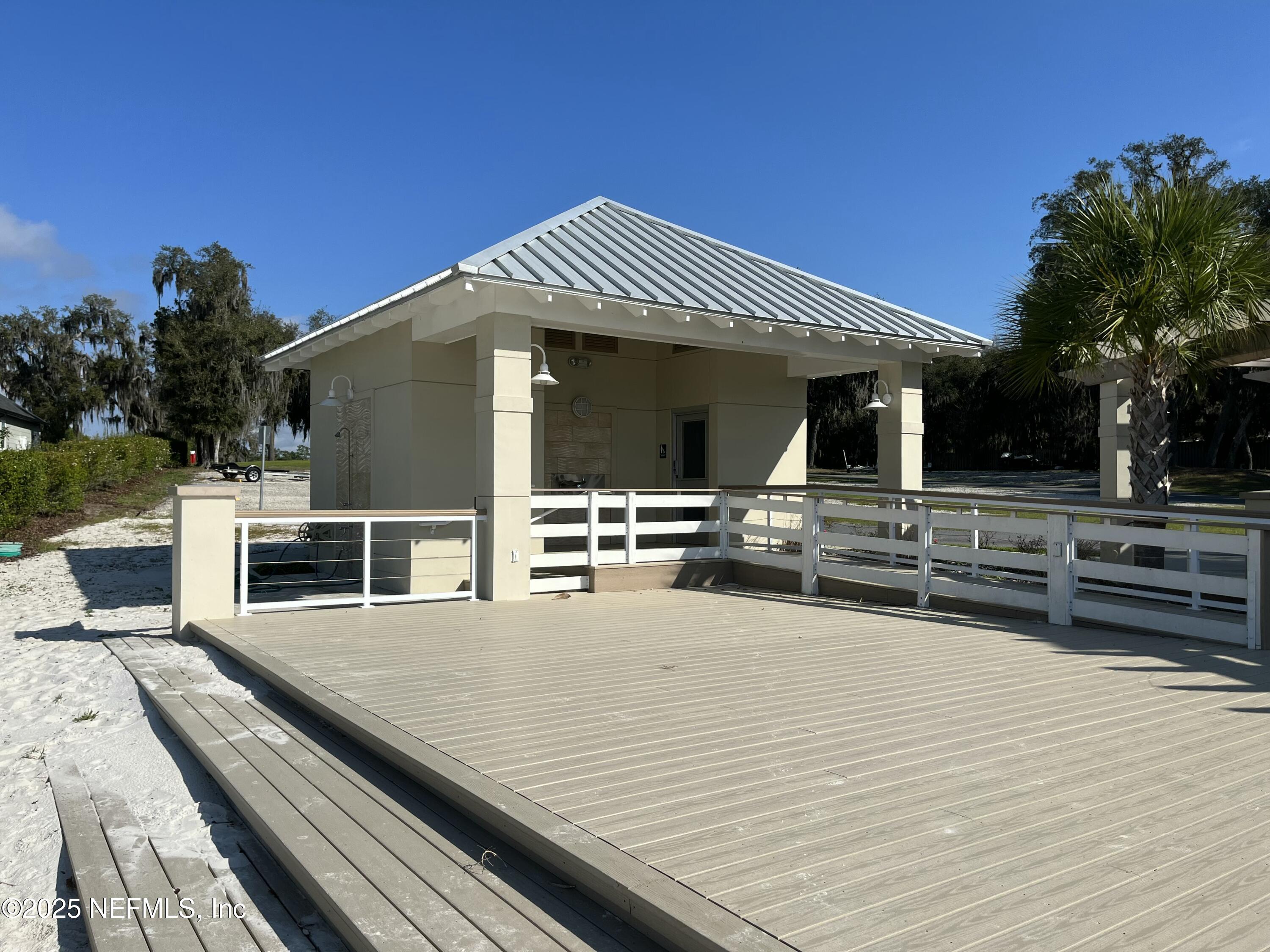6486 Cabana Trace Starke, FL 32091 - Photo 13 of 16 a view of a roof deck