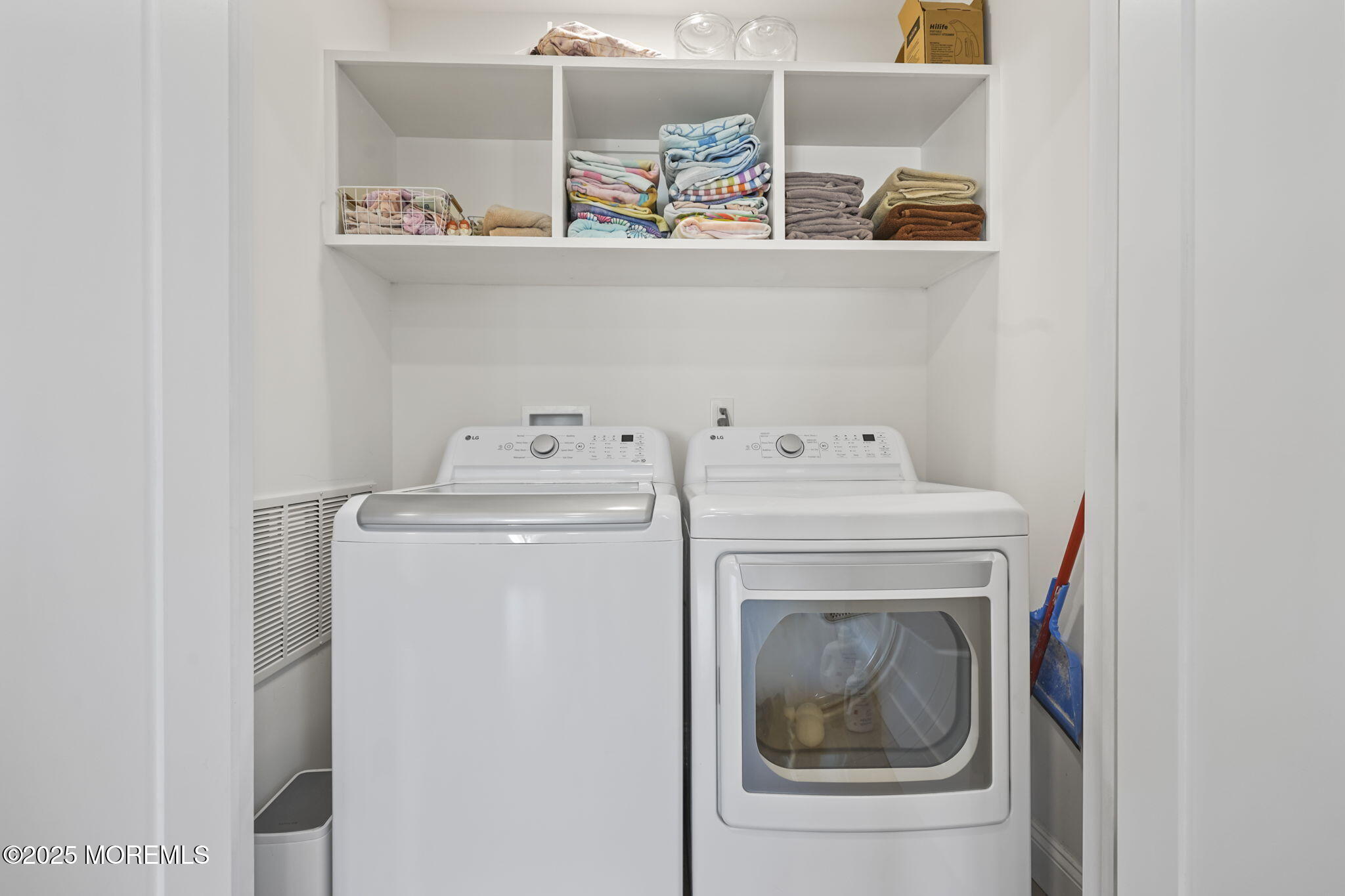 128 1st Street Keyport, NJ 07735 - Photo 25 of 38 a utility room with dryer and washer