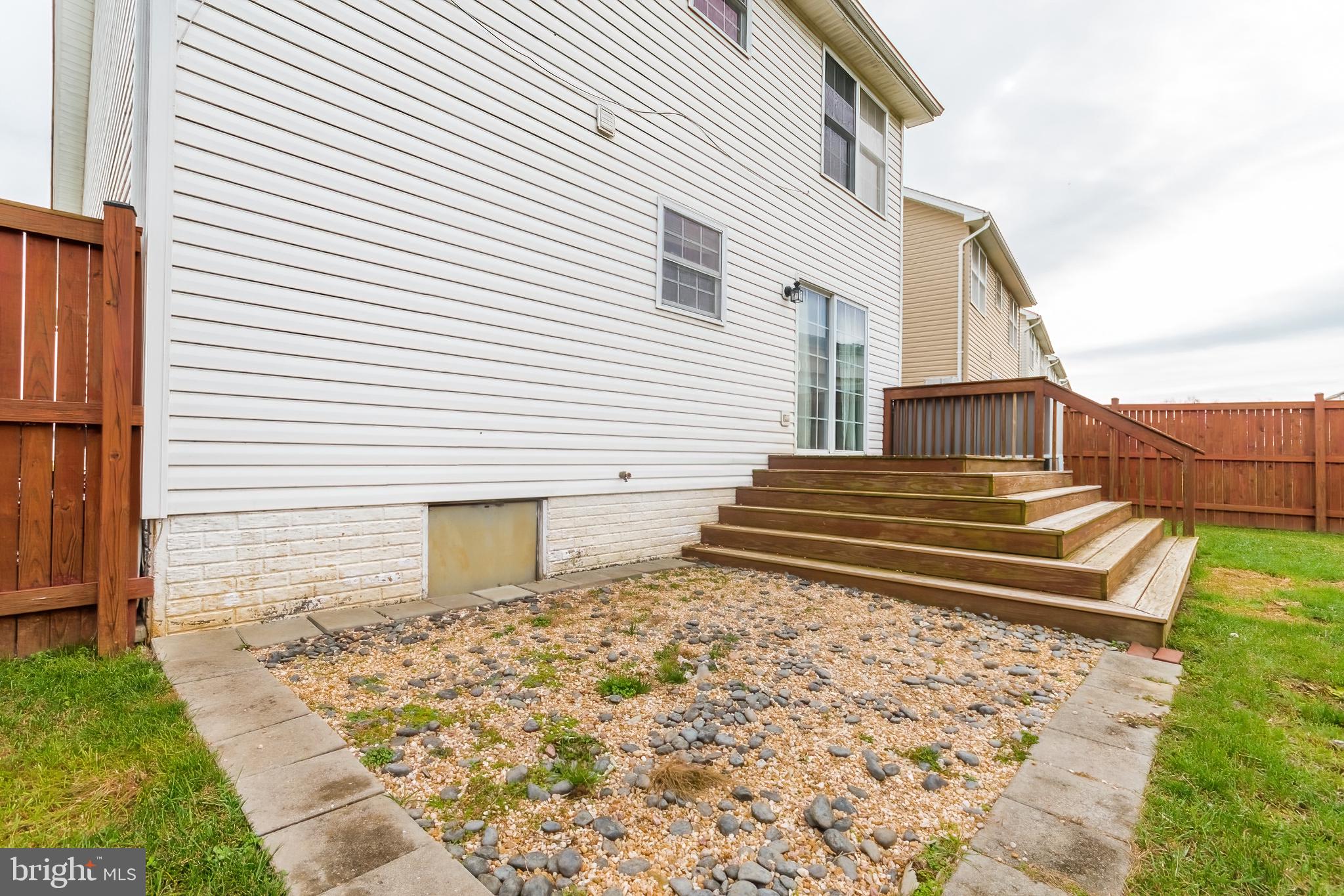 165 Peter Rabbit Drive Ranson, WV 25438 - Photo 35 of 40