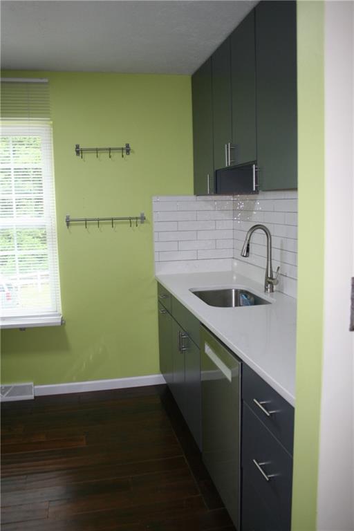 178 Old English Road Pittsburgh, PA 15237 - Photo 12 of 29