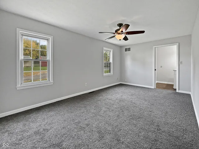 $1,950 | 5325 West Smith Valley Road, Greenwood, IN 46142