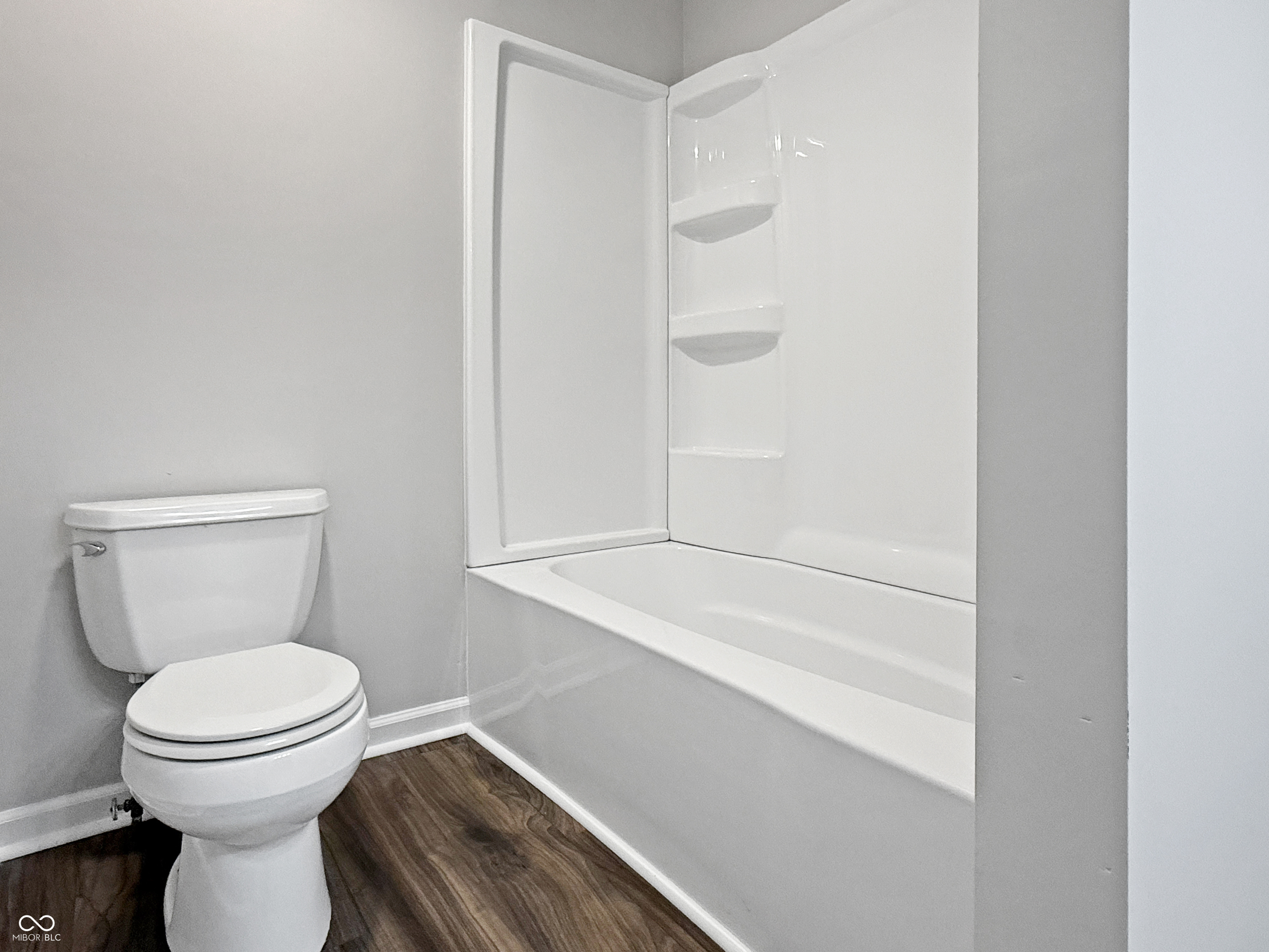 5325 West Smith Valley Road Greenwood, IN 46142 - Photo 15 of 17