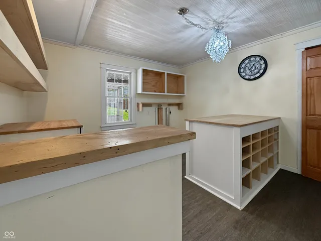 $1,950 | 5325 West Smith Valley Road, Greenwood, IN 46142