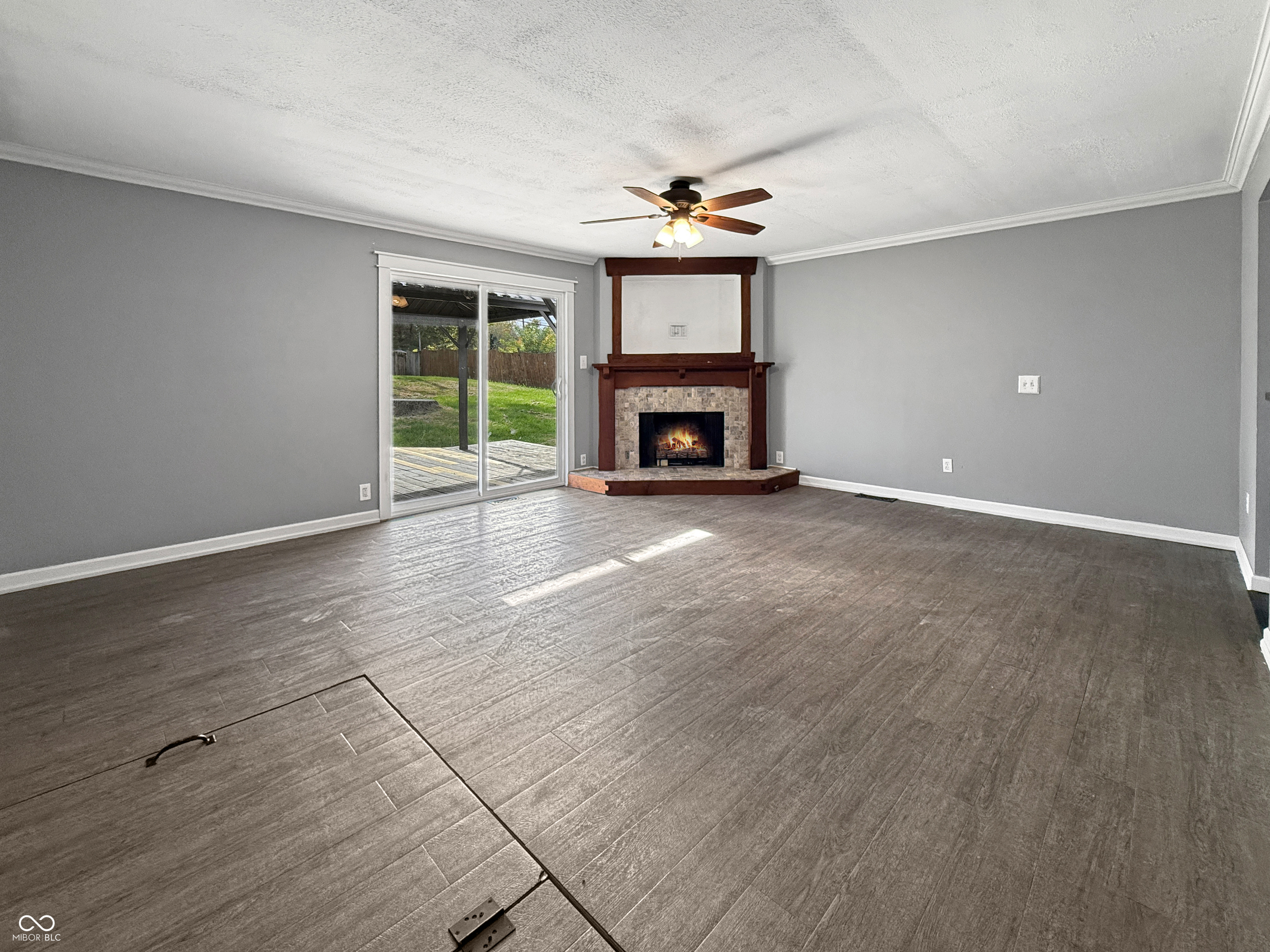 5325 West Smith Valley Road Greenwood, IN 46142 - Photo 8 of 17