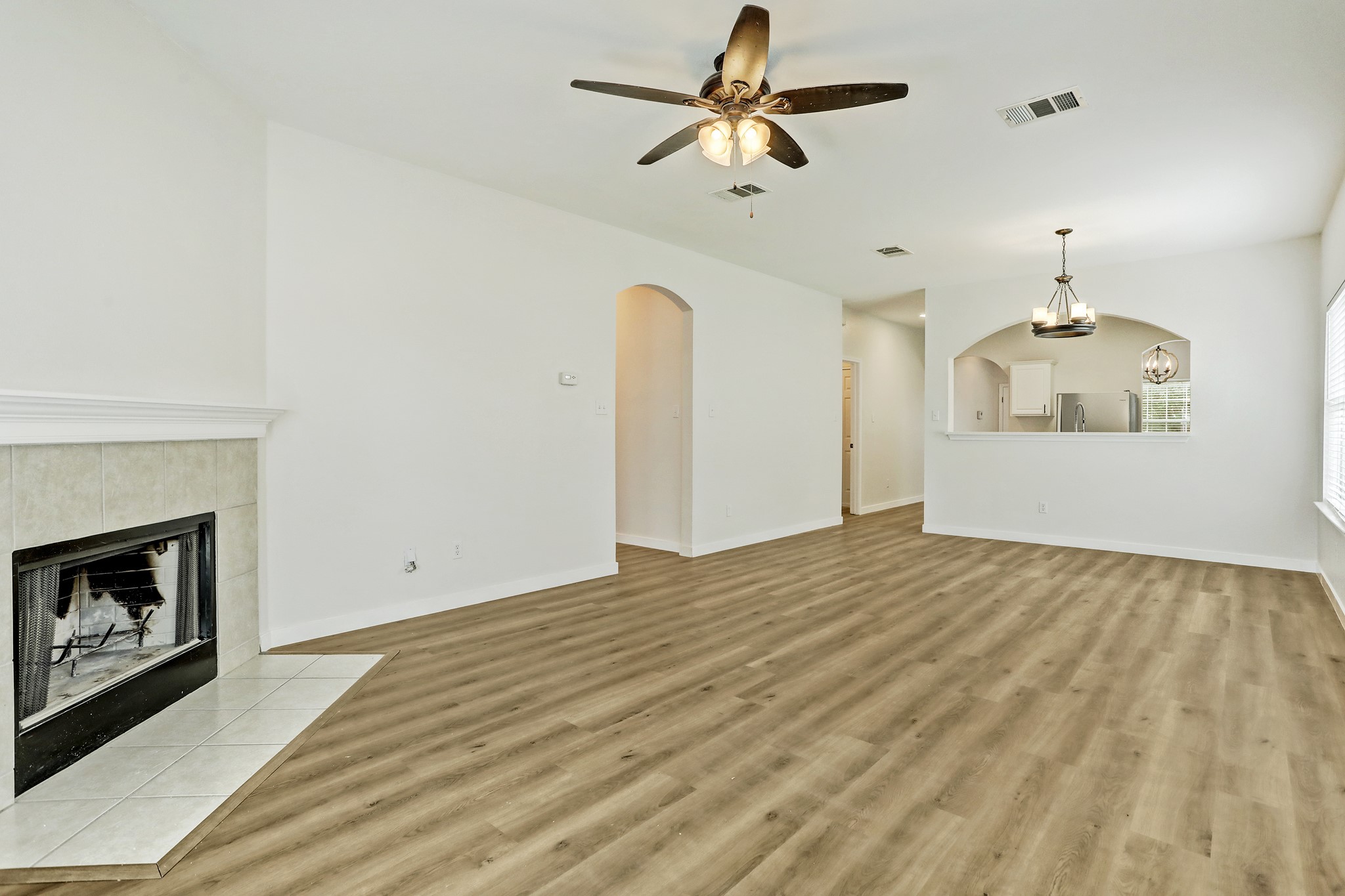 128 Almquist Street Hutto, TX 78634 - Photo 13 of 32