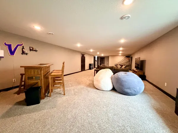 $530,000 | 1781 Donavon Drive, Worthington, MN 56187