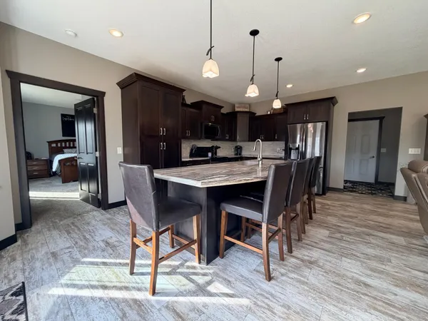 $530,000 | 1781 Donavon Drive, Worthington, MN 56187