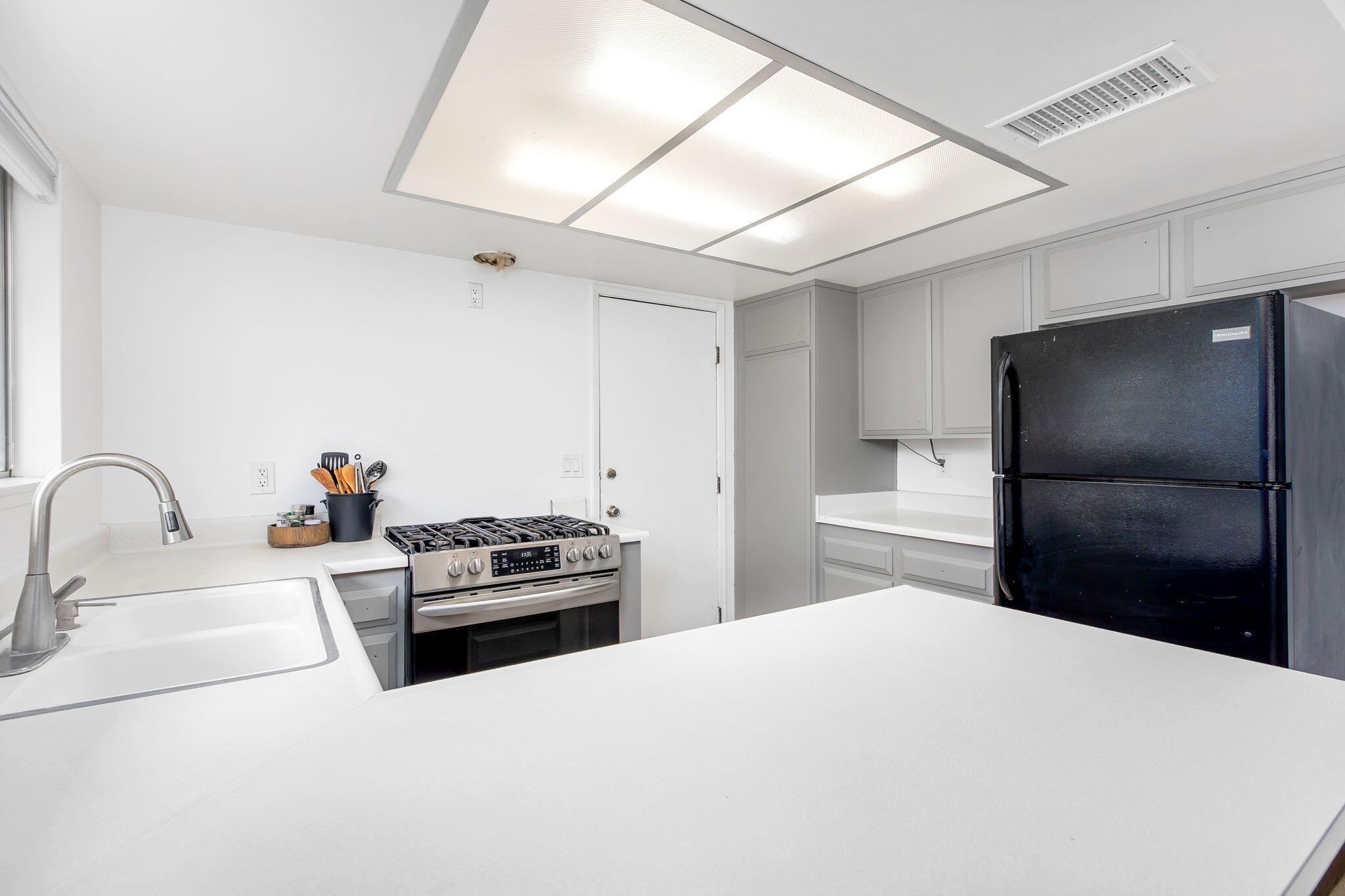 68620 Nightingale Road Cathedral City, CA 92234 - Photo 14 of 48 14-web-or-mls-Nightingale014