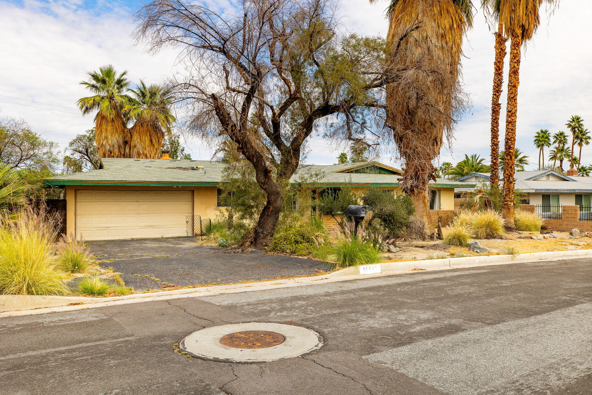 68620 Nightingale Road Cathedral City, CA 92234 - Photo 3 of 48 2-web-or-mls-Nightingale002
