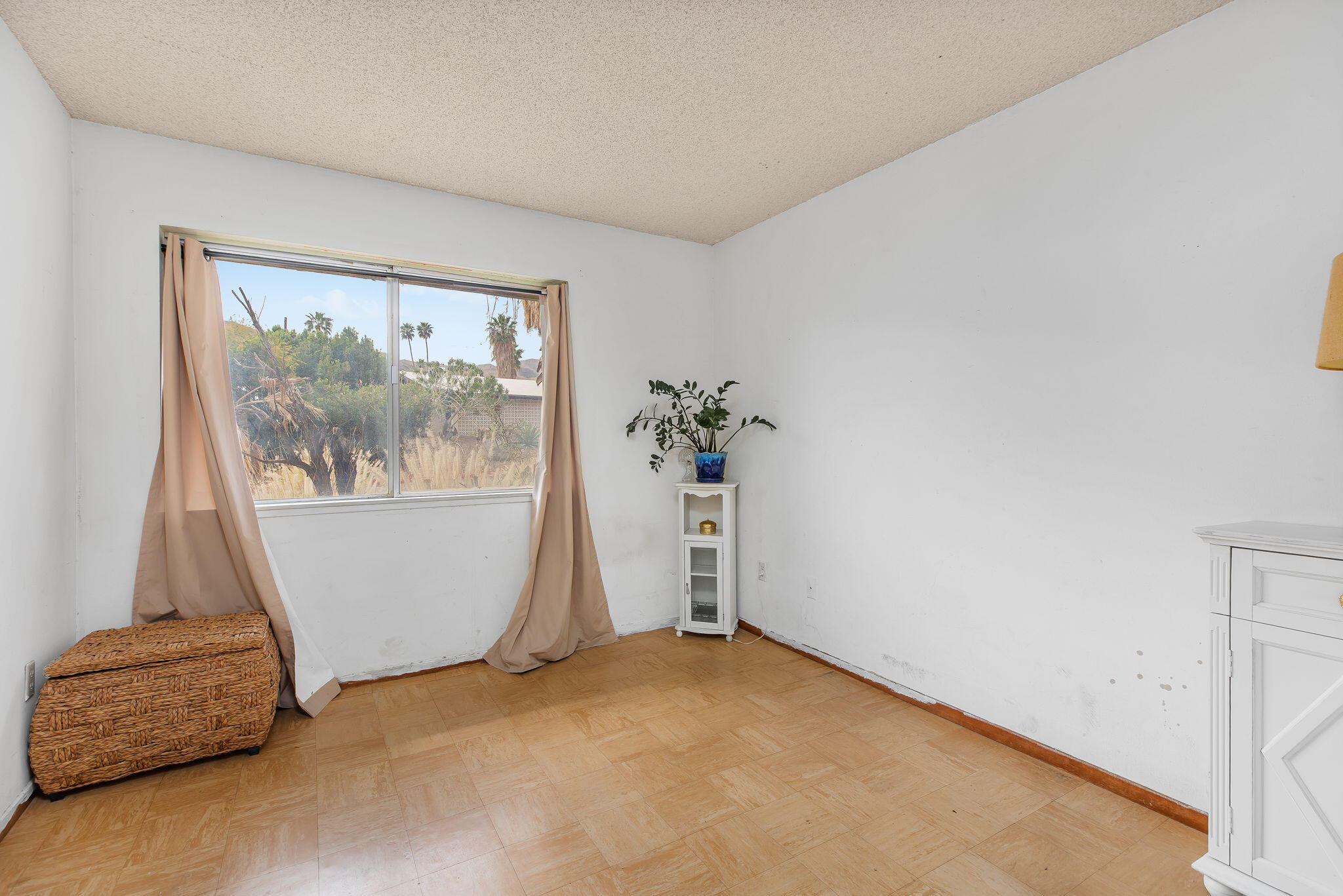 68620 Nightingale Road Cathedral City, CA 92234 - Photo 9 of 48 9-web-or-mls-Nightingale009