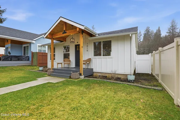 $814,900 | 1010 East Pine Avenue, Coeur D'Alene, ID 83814
