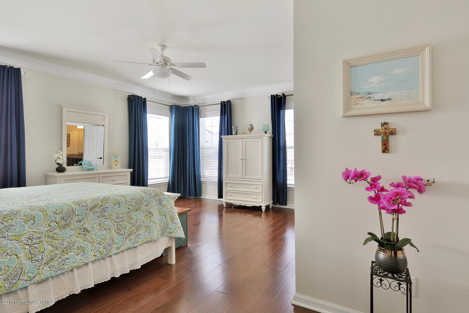 108 West Renaissance Boulevard Farmingdale, NJ 07727 - Photo 12 of 45 Master bedroom