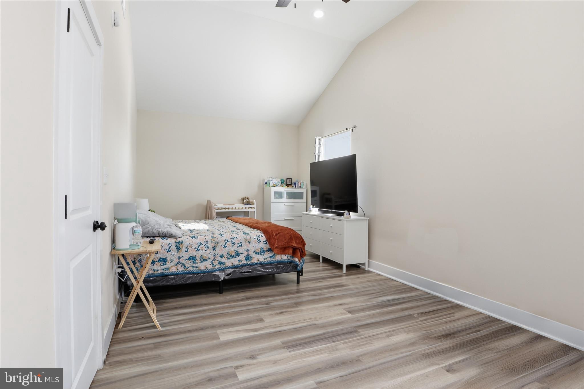 214 Oakwood Road Dundalk, MD 21222 - Photo 17 of 42