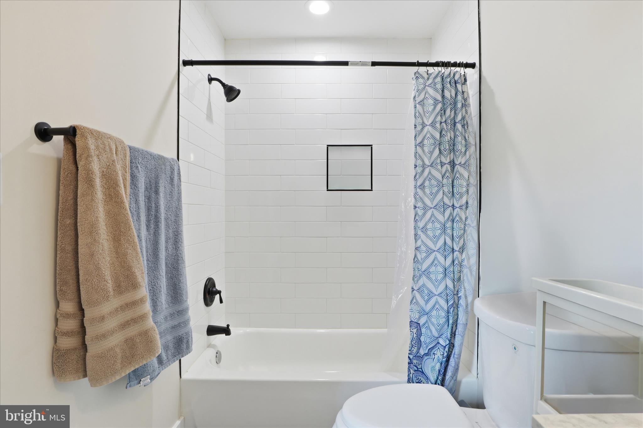 214 Oakwood Road Dundalk, MD 21222 - Photo 24 of 42