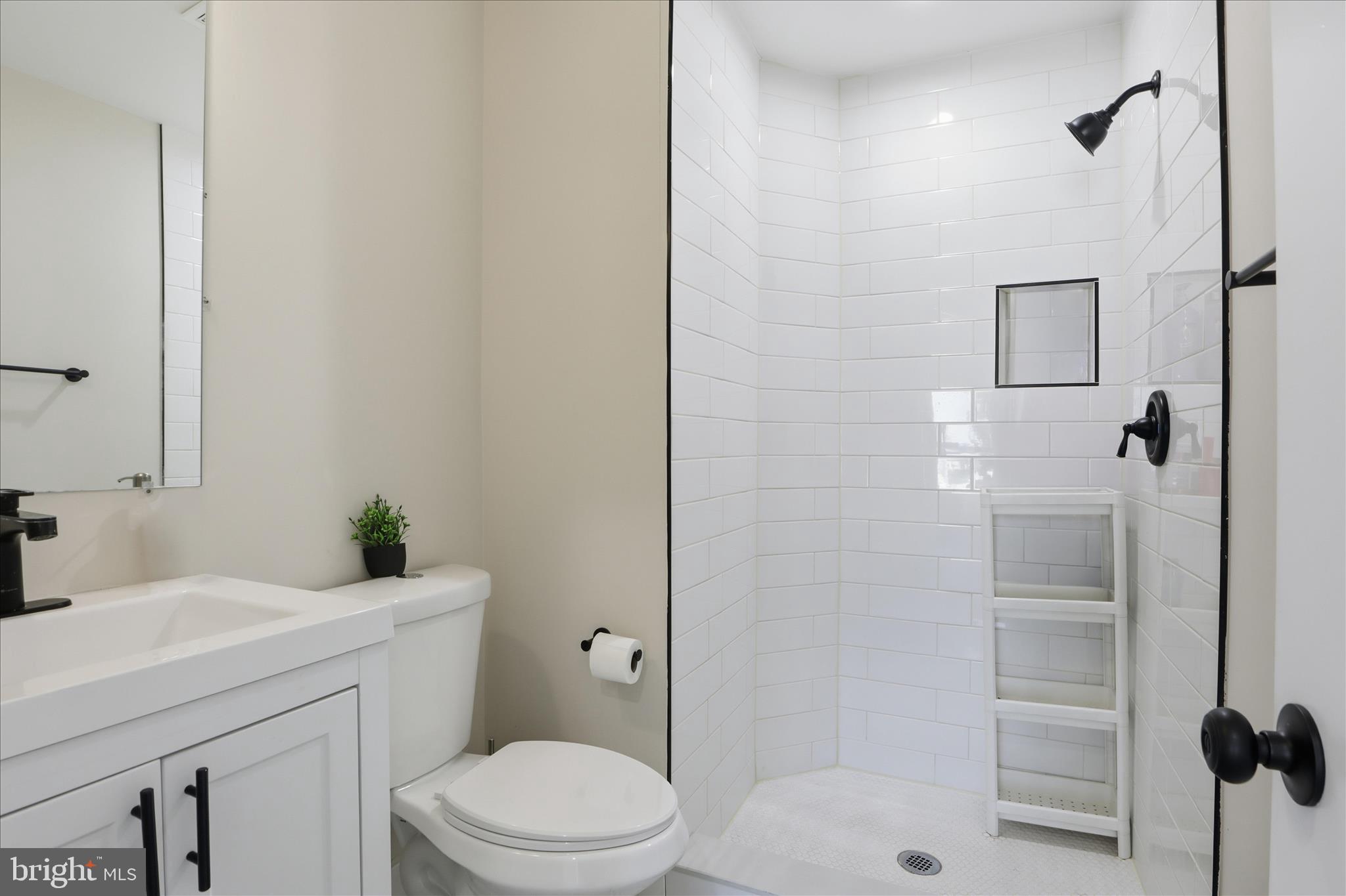 214 Oakwood Road Dundalk, MD 21222 - Photo 31 of 42