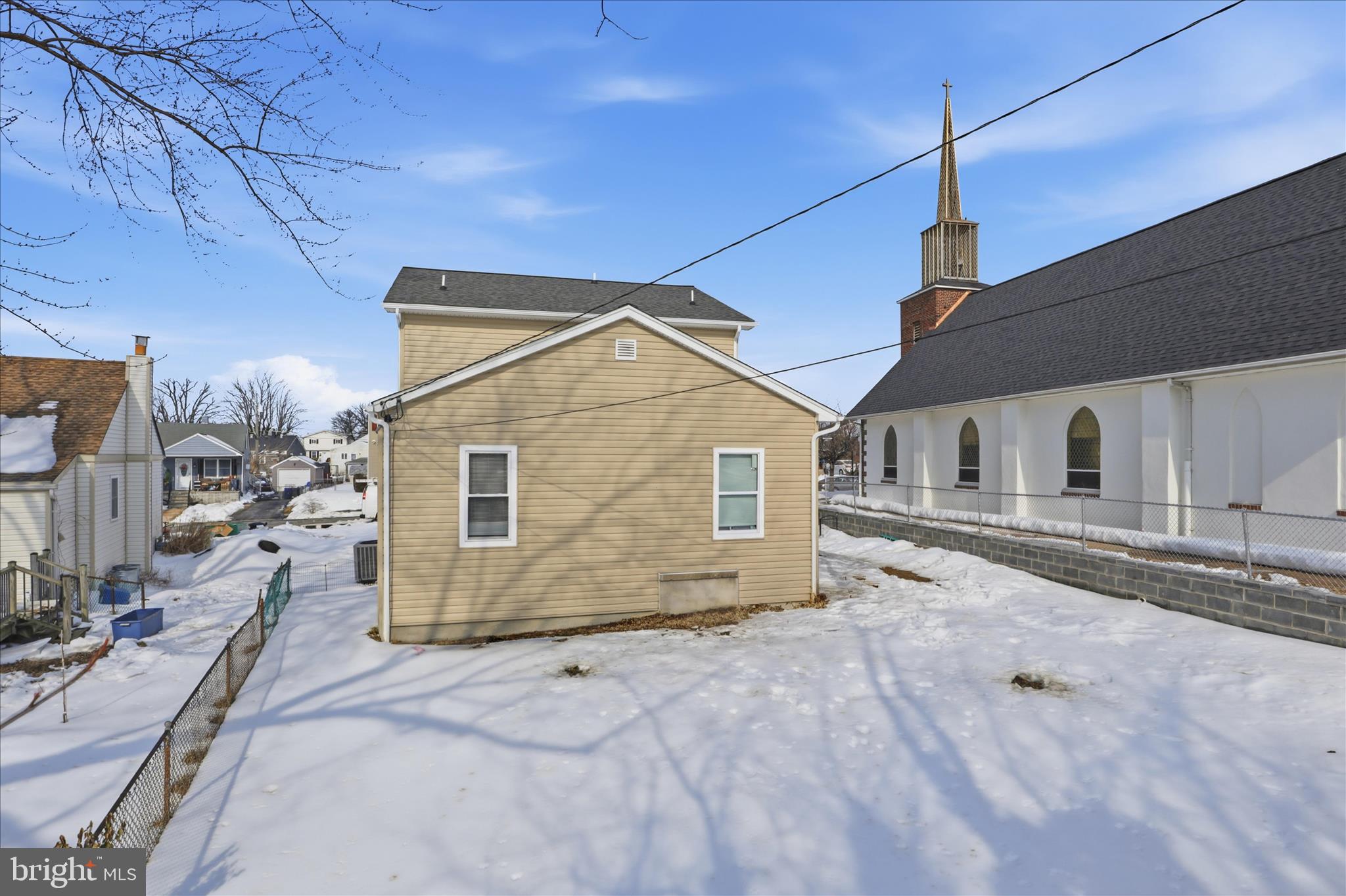 214 Oakwood Road Dundalk, MD 21222 - Photo 38 of 42