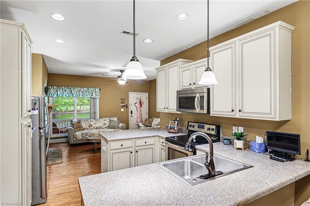 7802 High Meadows Road Greensboro, NC 27455 - Photo 37 of 50