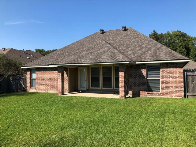 $1,950 | 514 Fox Cove, Haughton, LA 71037