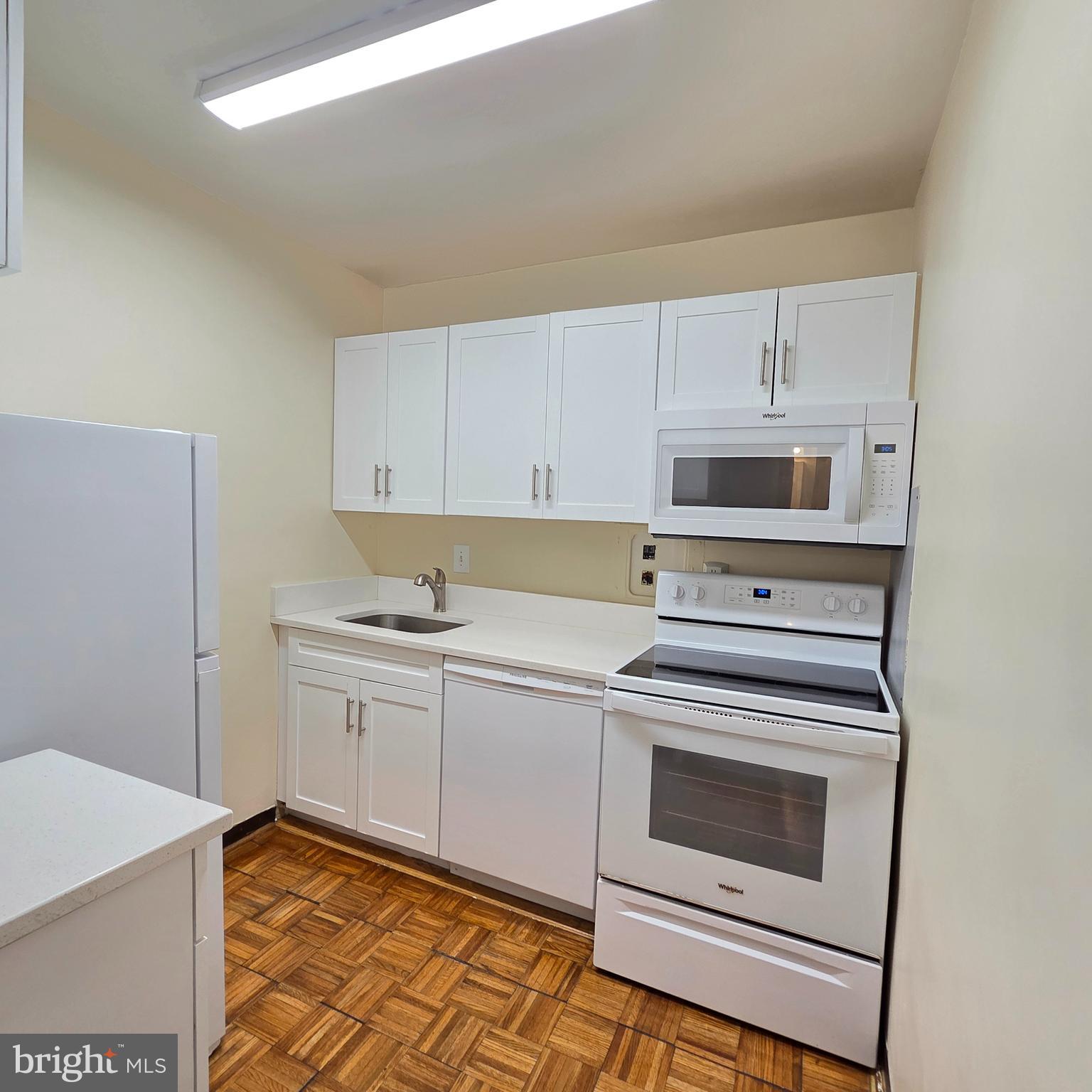 1435 4th Street Southwest, Unit B617 Washington, DC 20024 - Photo 14 of 30 Kitchen
