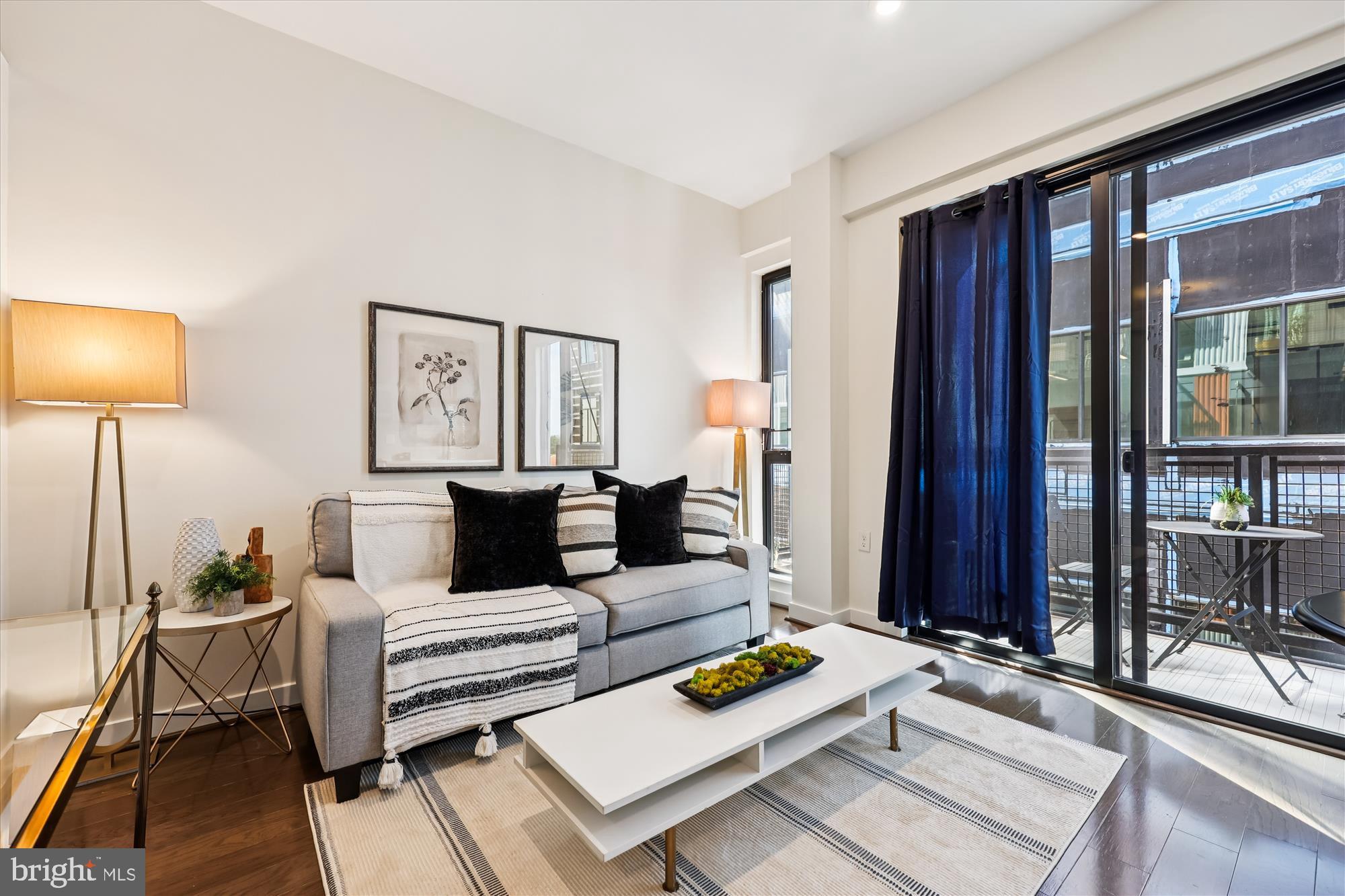 1320 Fenwick Lane, Unit 606 Silver Spring, MD 20910 - Photo 6 of 47 Living Area