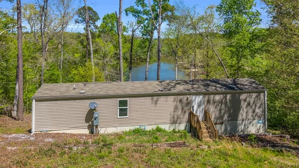 $159,000 | 586 North Ruth Walker Road, Waterloo, SC 29384