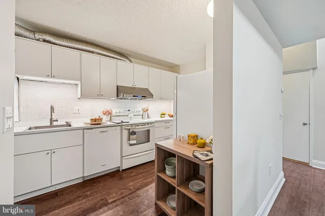 $185,000 | 2303 Bayleaf Court, Baltimore, MD 21209