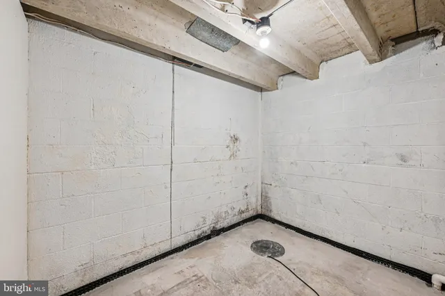 $185,000 | 2303 Bayleaf Court, Baltimore, MD 21209