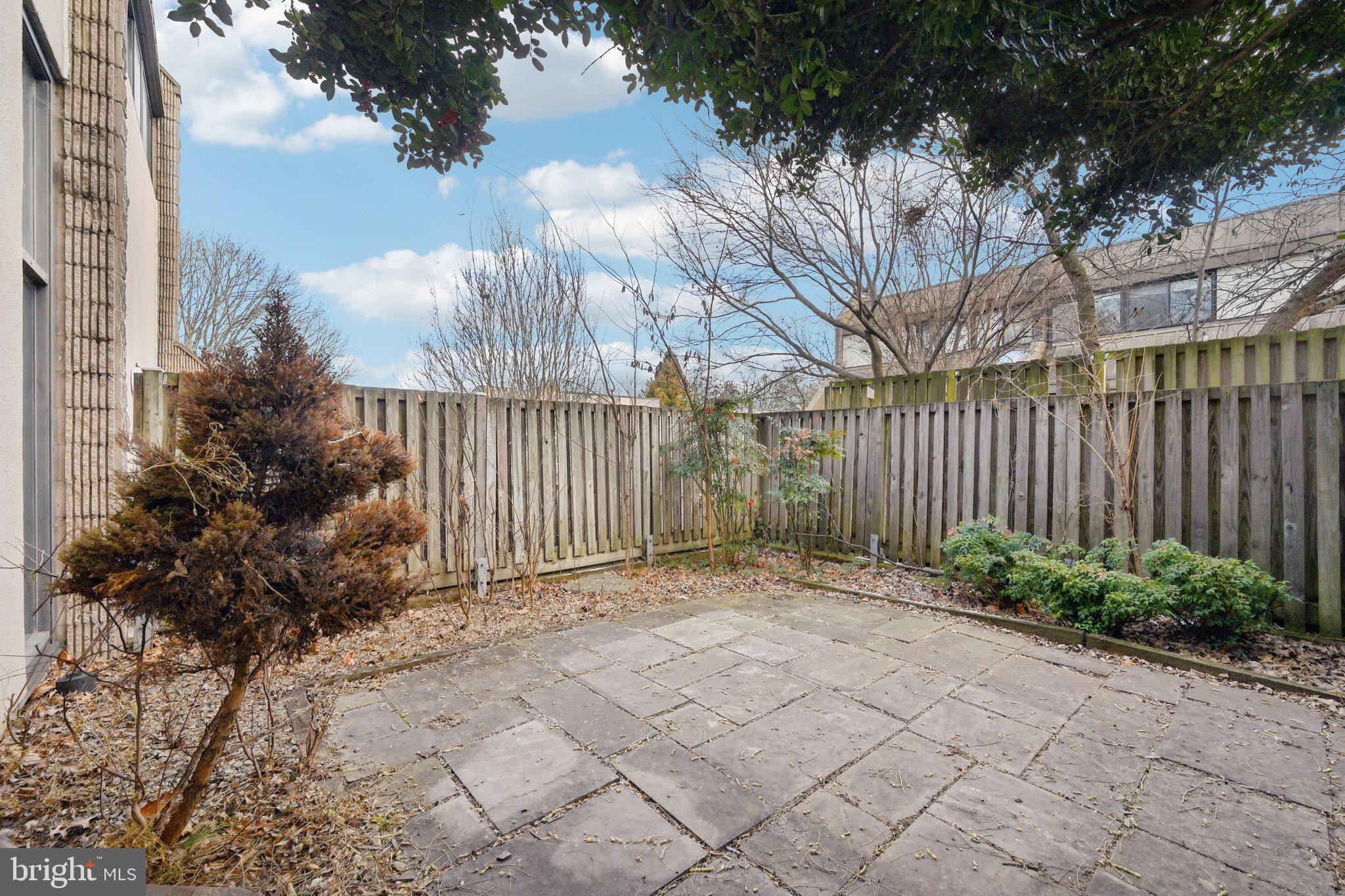2303 Bayleaf Court Baltimore, MD 21209 - Photo 35 of 37 a view of backyard of house