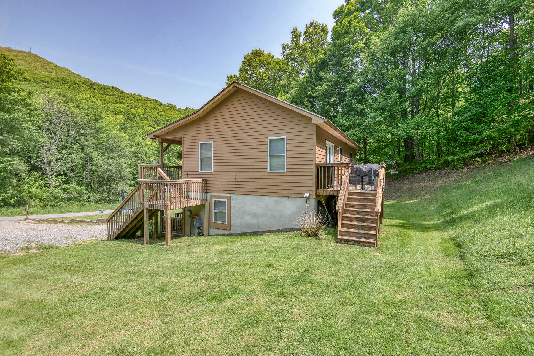 795 Ragan Road Trade, TN 37691 - Photo 3 of 37 795 Ragan Rd 3