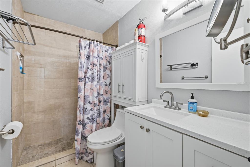 2074 Sunset Point Road, Unit 136 Clearwater, FL 33765 - Photo 14 of 29