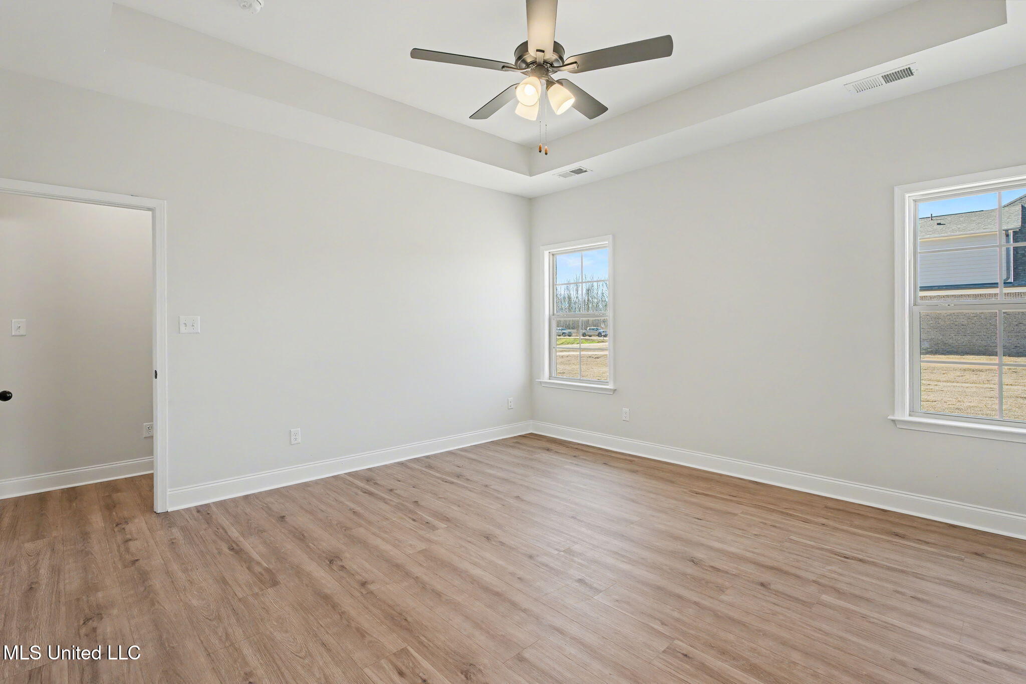 2521 Scott Mdws Lane Hernando, MS 38632 - Photo 14 of 32 14-web-or-mls-2521 Scott-13