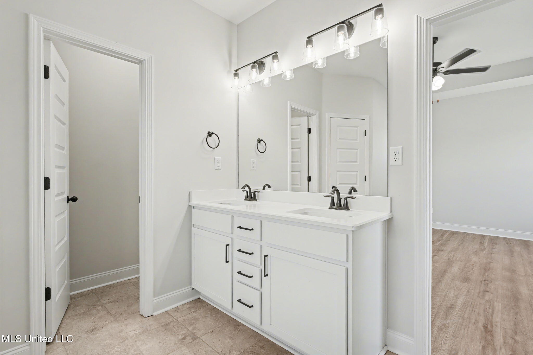 2521 Scott Mdws Lane Hernando, MS 38632 - Photo 15 of 32 15-web-or-mls-2521 Scott-14