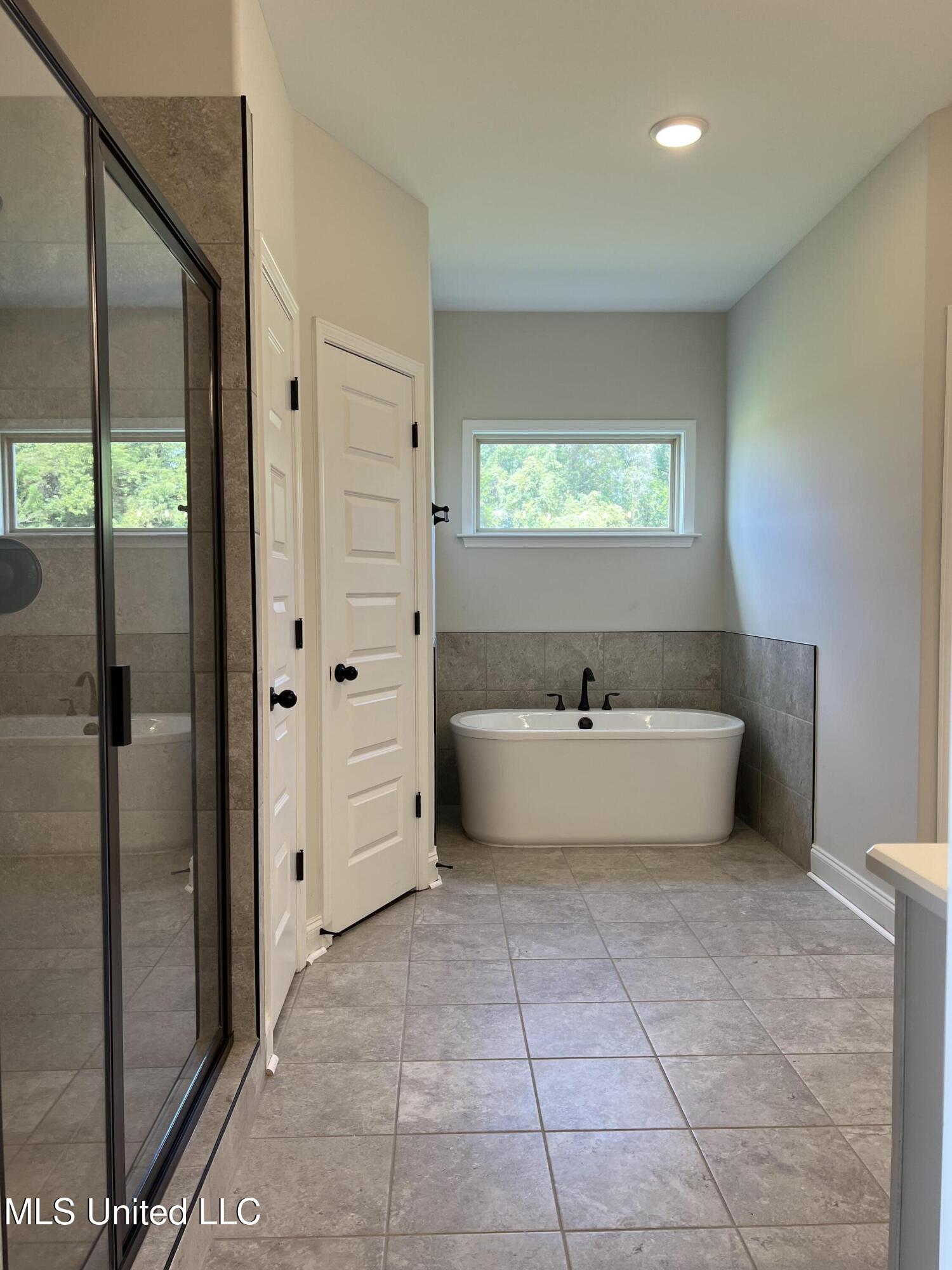 2521 Scott Mdws Lane Hernando, MS 38632 - Photo 25 of 31 IMG_3805