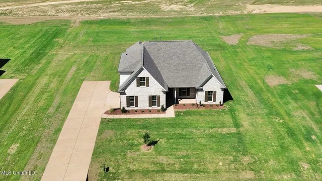 $419,900 | 2521 Scott Mdws Lane, Hernando, MS 38632