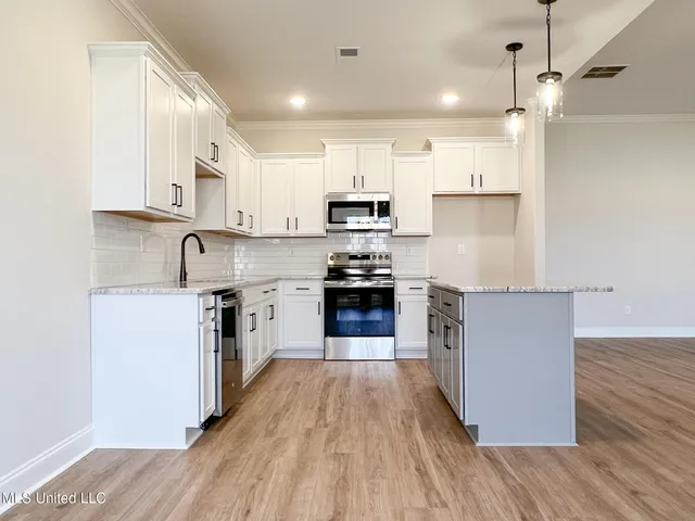 $419,900 | 2521 Scott Mdws Lane, Hernando, MS 38632