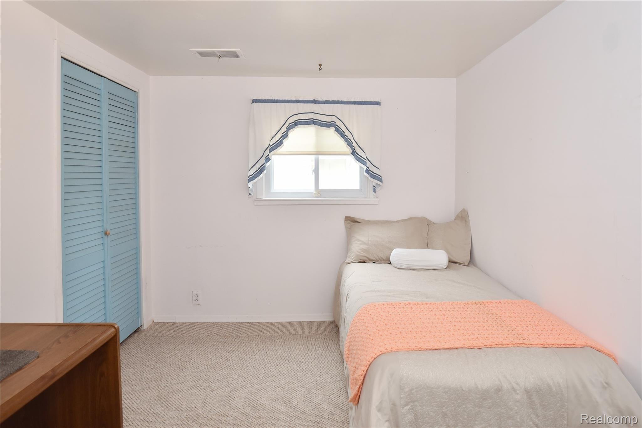3155 Melvin Avenue Rochester, MI 48307 - Photo 18 of 26 3155 Melvin_18.JPG