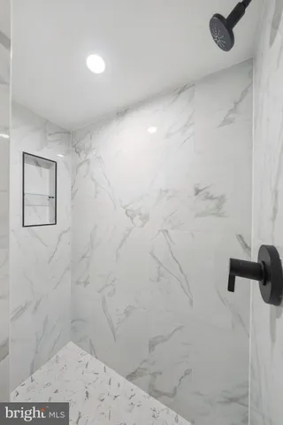 $2,500 | 2134 Wisconsin Avenue Northwest, Unit 1, Washington, DC 20007