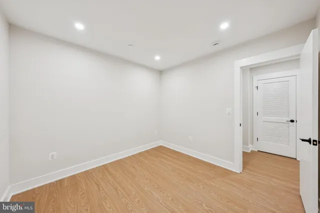 $2,500 | 2134 Wisconsin Avenue Northwest, Unit 1, Washington, DC 20007