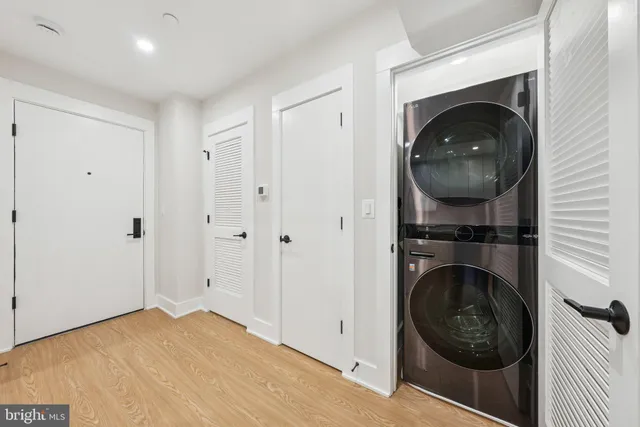 $2,500 | 2134 Wisconsin Avenue Northwest, Unit 1, Washington, DC 20007