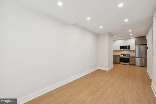 $2,500 | 2134 Wisconsin Avenue Northwest, Unit 1, Washington, DC 20007